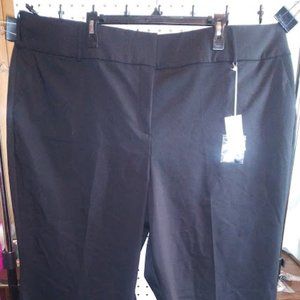 NWT LANE BRYANT WIDE LEG CROP PANTS - PLUS SIZE 28